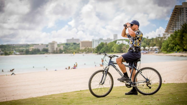 G4S_lifeguards_keep_holiday_makers_safe_in_Guam