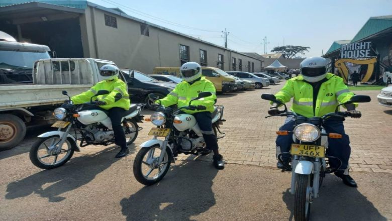 G4S security guards on motorbikes