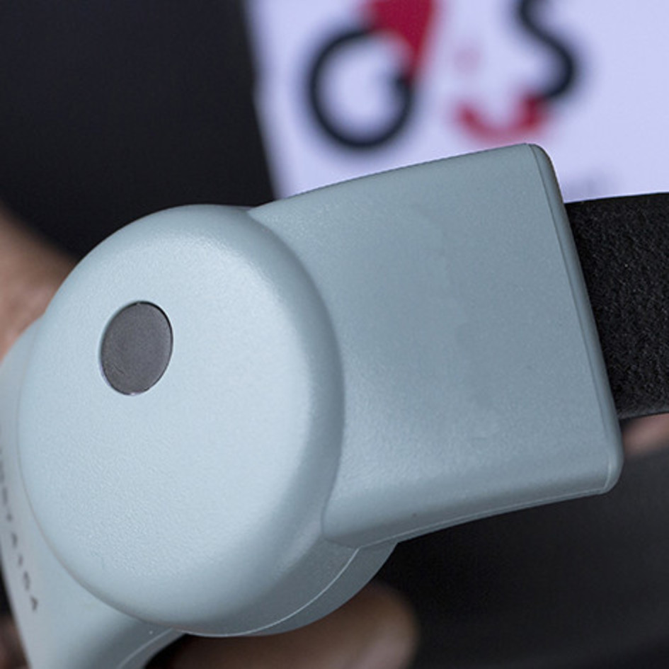 Electronic monitoring tag