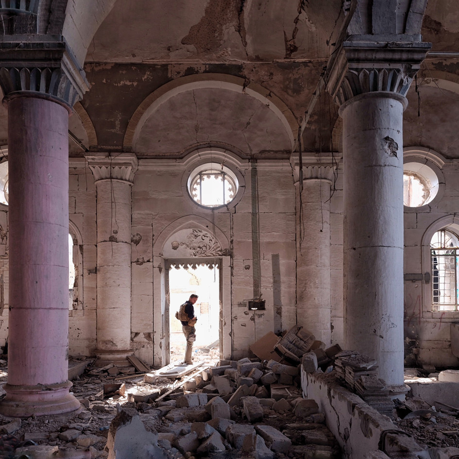 Clearing ruins in Iraq