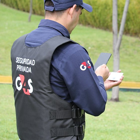 Security officer in Ecuador using an app