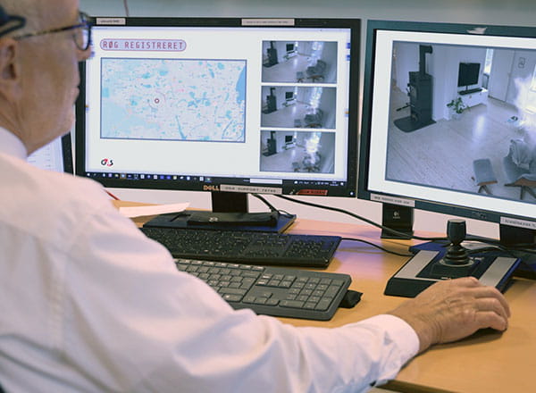 Vagtassistent på G4S kontrolcentral opdager røg i huset og kontakter kunden