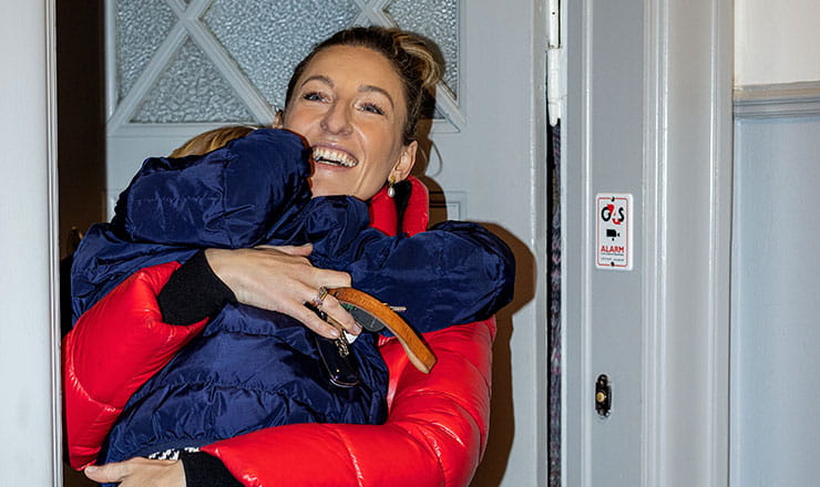 Annemette Voss med sin søn 