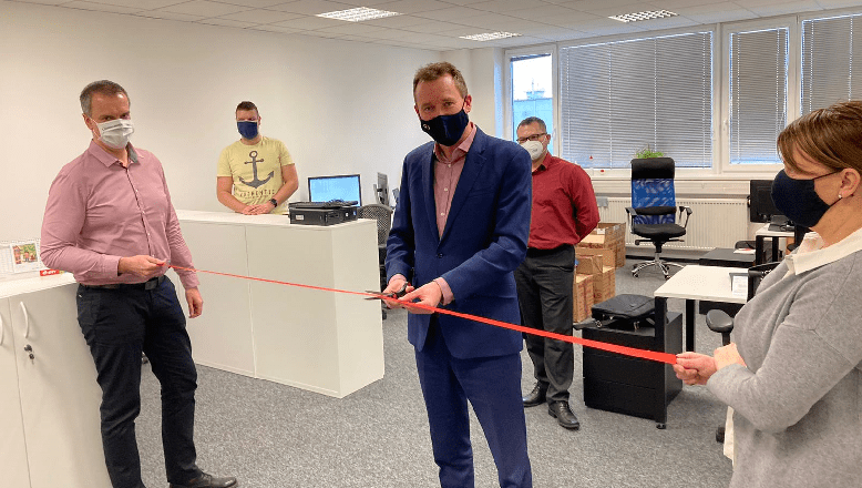 otevírání pobočky brno menši fotka