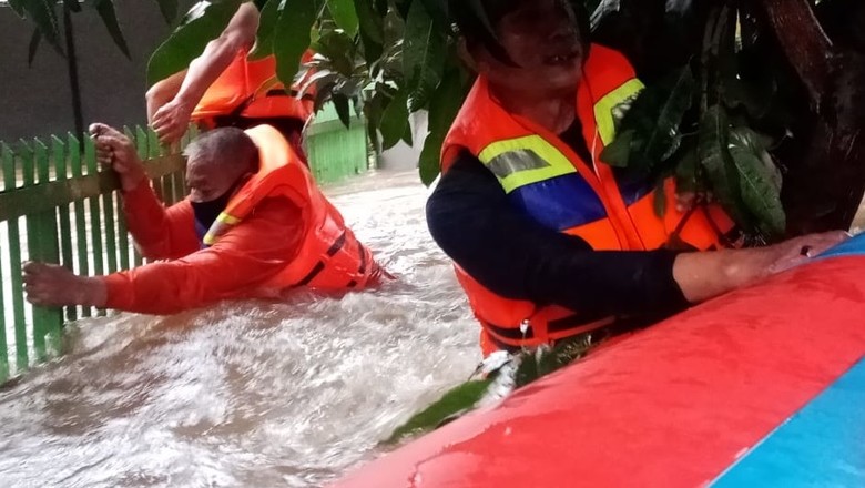 G4S rescue in flooding in Jakarta Indonesia
